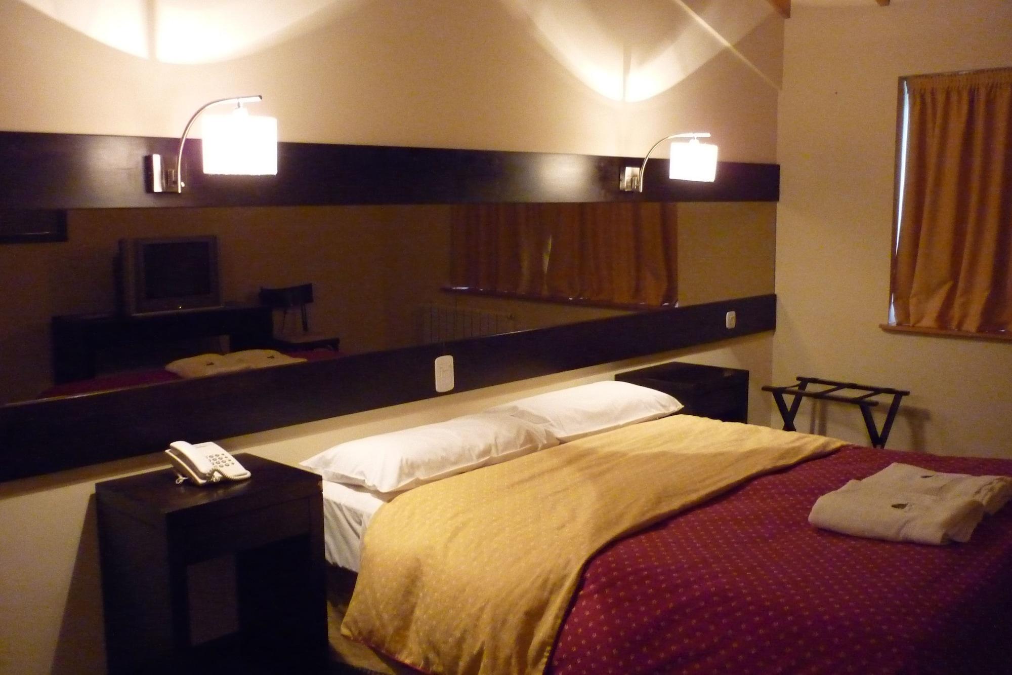 Marcopolo Suites Calafate Ель-Калафате Екстер'єр фото
